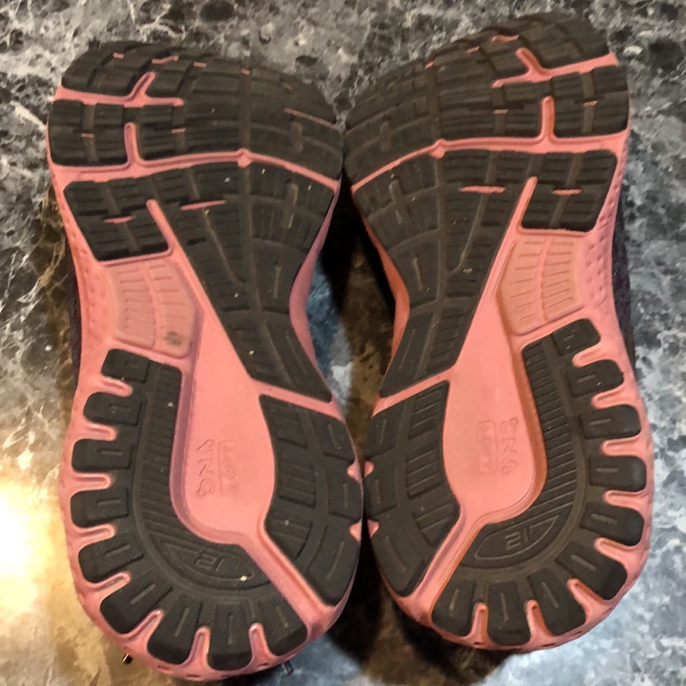 Ladies Brooks Adrenaline 21 Shoe Sz 7 - Picture 6 of 9